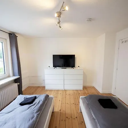 Monteurwohnung Für 6 Pers. Mit Wlan, Küche&tv – Bad Oldesloe, Nähe Hamburg&nähe Lübeck Bad Oldesloe