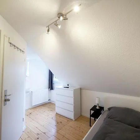 Lejlighed Monteurwohnung-fuer-6-pers-mit-wlan-kueche-tv-bad-oldesloe-naehe-hamburg-naehe-luebeck *